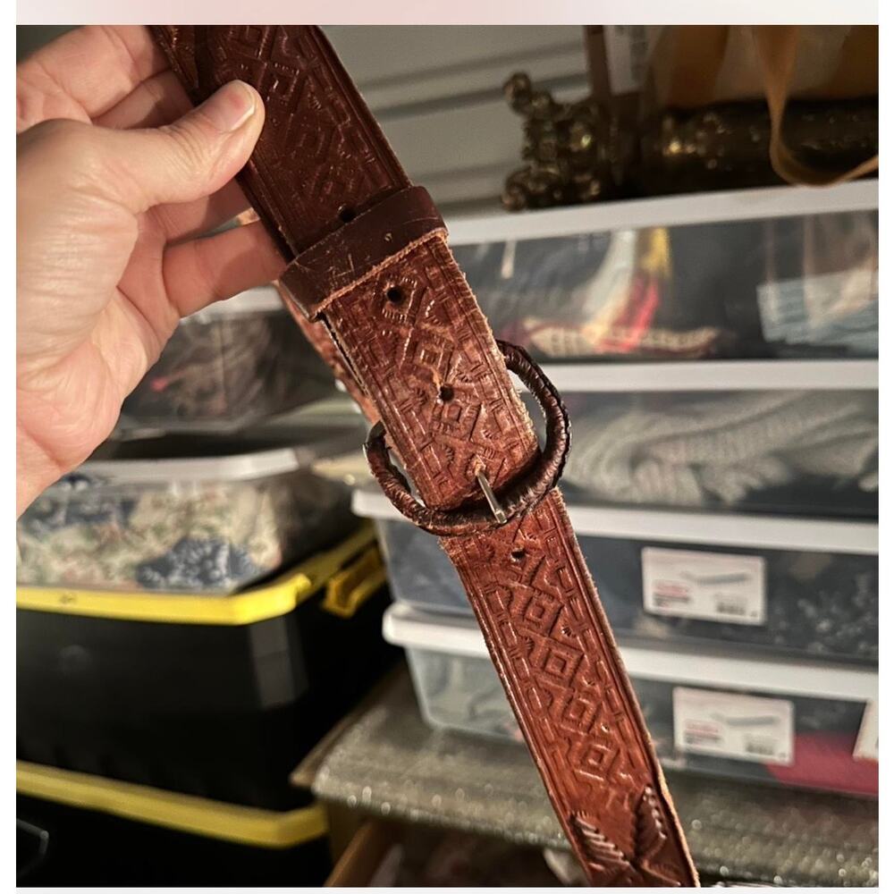 Vintage carved  Leather Belt 42 embellished mexican Boho woven western cognac - Picture 7 of 7